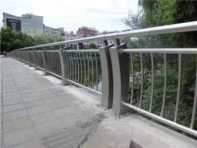 不锈钢复合管栏杆